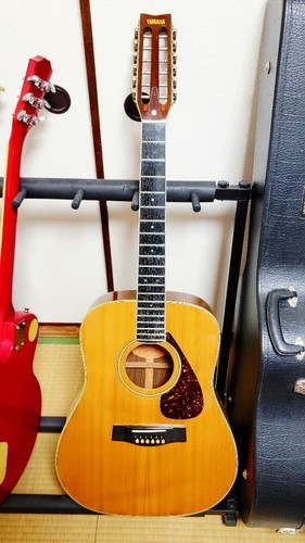 Yamaha string guitar - yamaha,
