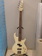 Aria Pro II Deluxe RSB Series White Made in Japan Electric Bass Guitar Used