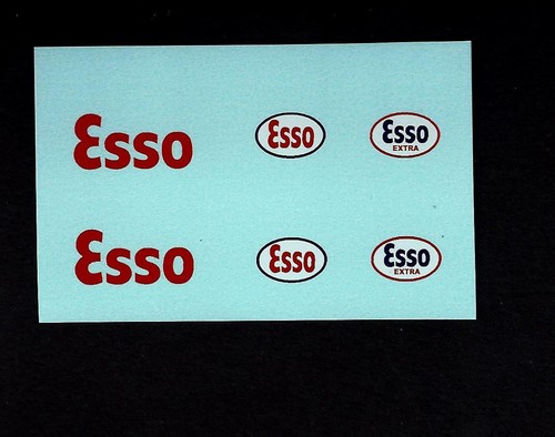 Dinky 781 esso petrol pumps - dinky,