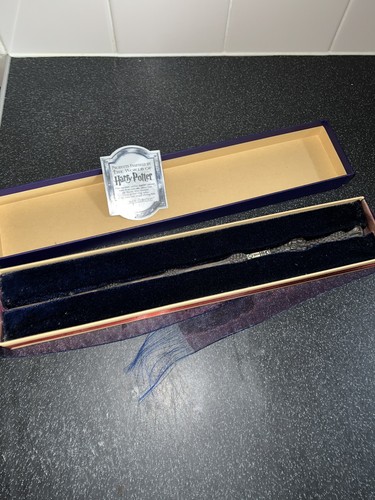 Harry potter the elder wand - potter,
