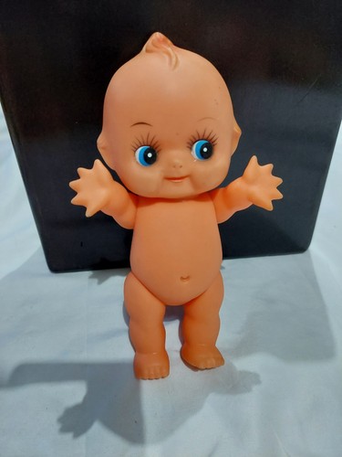 Vintage plastic kewpie - ,