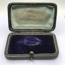 antique bar brooch box. Ernest