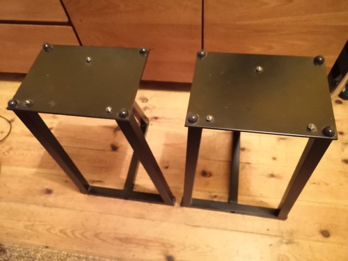 Target speaker stands 49cm