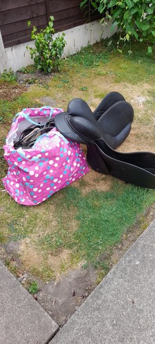 Equestrian joblot saddle - equestrian, joblot...saddle