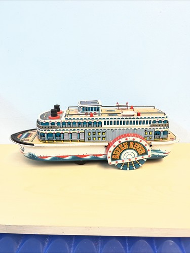 Vintage japanese tin - vintage, queen
