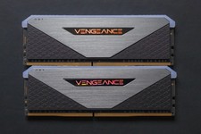 CORSAIR VENGEANCE RGB RT 32GB