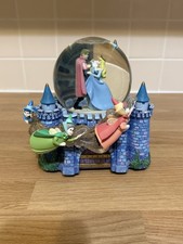 Disney Sleeping Beauty Snow Globe - Castle - 3 Fairies - Rare - Working Cond.