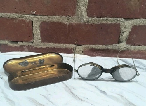 Antique safety glasses - antique, wire