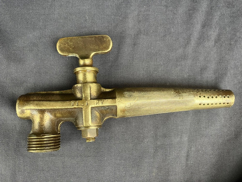 Large 1920 victory brass - large, 1920's