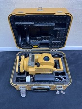 Topcon GTS-212 total station - turns on