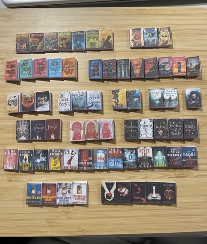 Miniature romantasy booktok - miniature, romantasy/