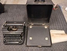 Vintage Underwood Portable