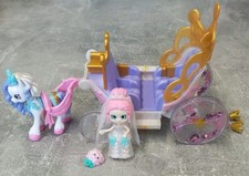 Happy Places Royal Crown