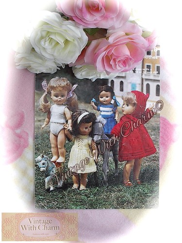 Vintage dolls clothes knitting - dolls,
