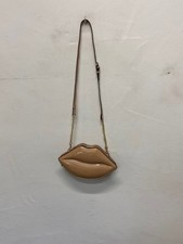Fabulous Aldo Lips Handbag One size Beige chain handle GC003