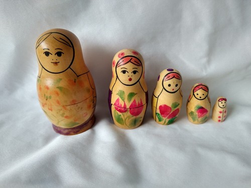 Vintage russian nesting - russian, dolls