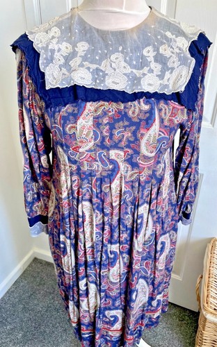 Vintage 80s dress - size, m