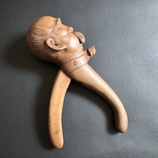 VINTAGE CARVED GERMAN BLACK FOREST WOODEN FIGURAL NUTCRACKER OTTO VON BISMARCK