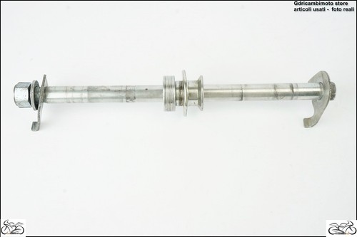 Rear pin axle - rear,