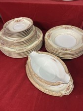 21Piece Noritake Rimmed 4