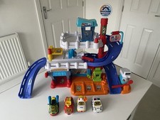 Used Vtech Toot Toot Drivers Garage c/w 4 no. Cars