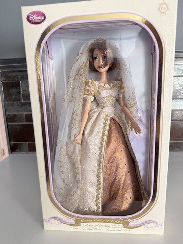 Disney store pixar tangled - disney,