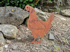 Rusty Metal Hen / Chicken