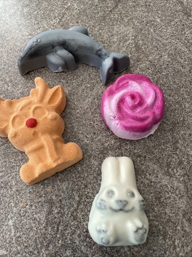 Lush bomb soap - /soap, small