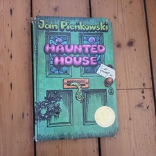 John Pienkowski Haunted House