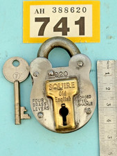 Vintage SQUIRE OLD ENGLISH No