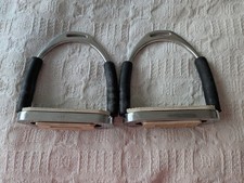 Mark Todd Flexi Stirrups 4.75"