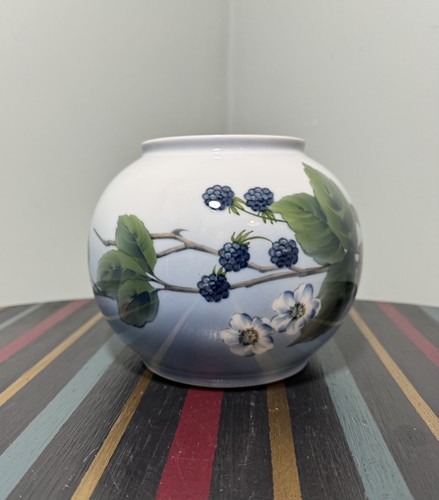 Royal copenhagen blackberry - copenhagen,