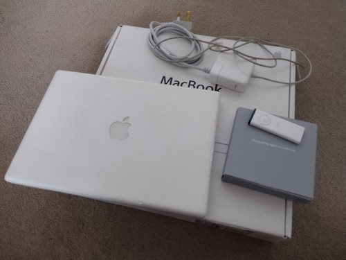 Genuine apple macbook a1181 - genuine,