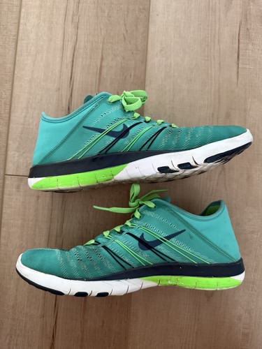 Nike free woman low top - tr,