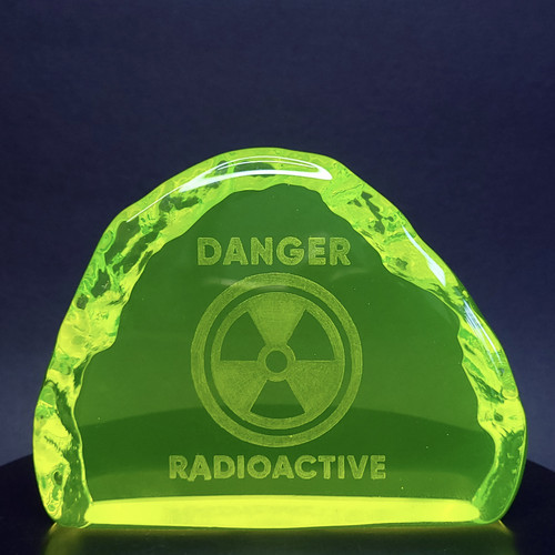 Rare uranium glass figurine - rare,