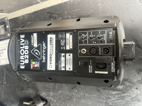 Pair behringer b208d - pair,