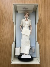*FRANKLIN MINT DIANA PRINCESS OF WALES PORCELAIN DOLL WHITE PEARL DRESS BOXED*