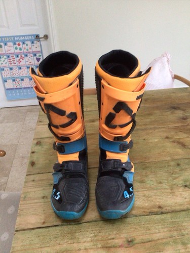 Least enduro boots - 4.5,