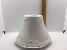 YANKEE Candle Holder ~ Shade & Plate ~ LARGE ~ Heart Motif ~ White ~ VGC