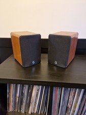 Acoustics 1010 small but - q,