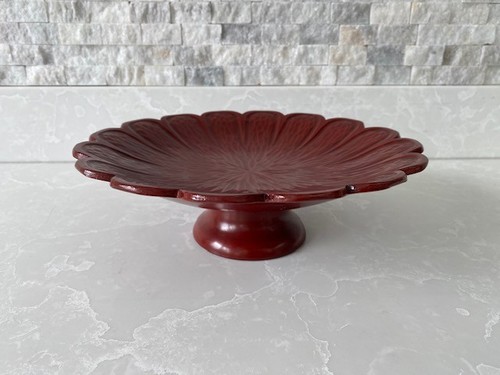 Japanese round carved wooden