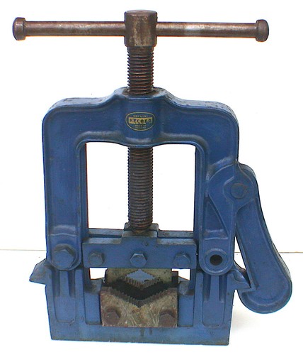 Record pipe vice - pipe,