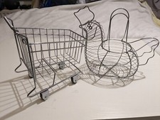 Chicken Wire Metal Egg Basket Wing Handles Supermarket Trolley on Wheels Kitchen