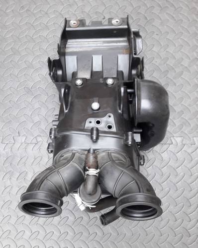 Triumph thruxton 1200r airbox - triumph,