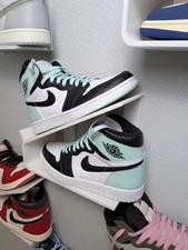 Sneaker Wall Mount: 3D printed