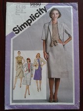 9880 Vintage UNCUT SIMPLICITY