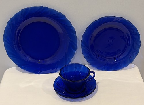 Vintage piece place setting - 4,