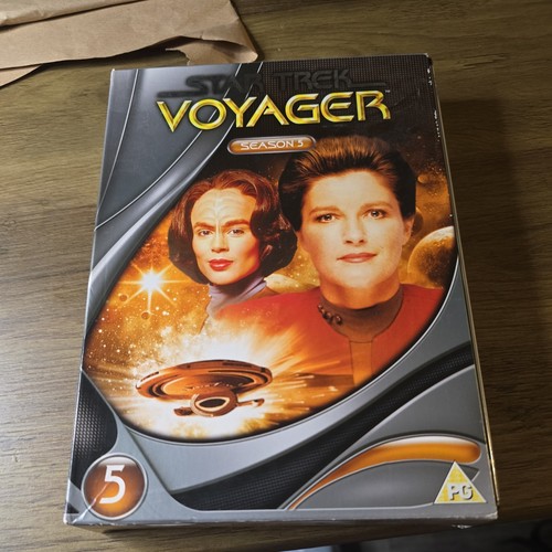 Star trek voyager - voyager:, 5