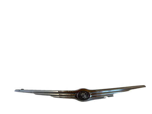 Chrysler grand voyager emblem - grand,