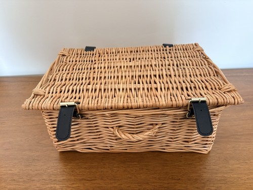 Large wicker hamper basket - wicker,